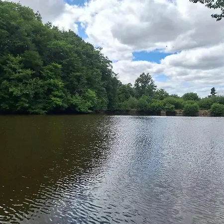 Charmant studio à Néris-les-Bains de 20 m² Нери-ле-Бен