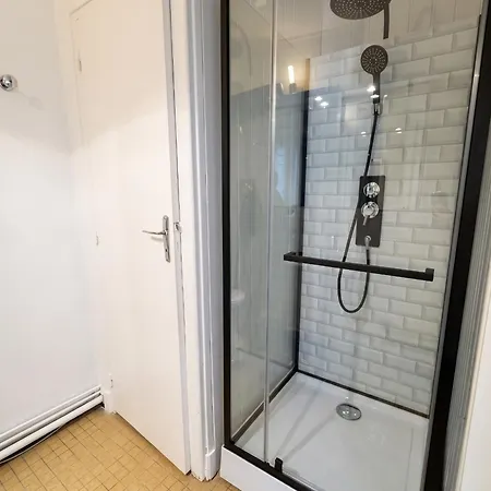 A De 20 M²